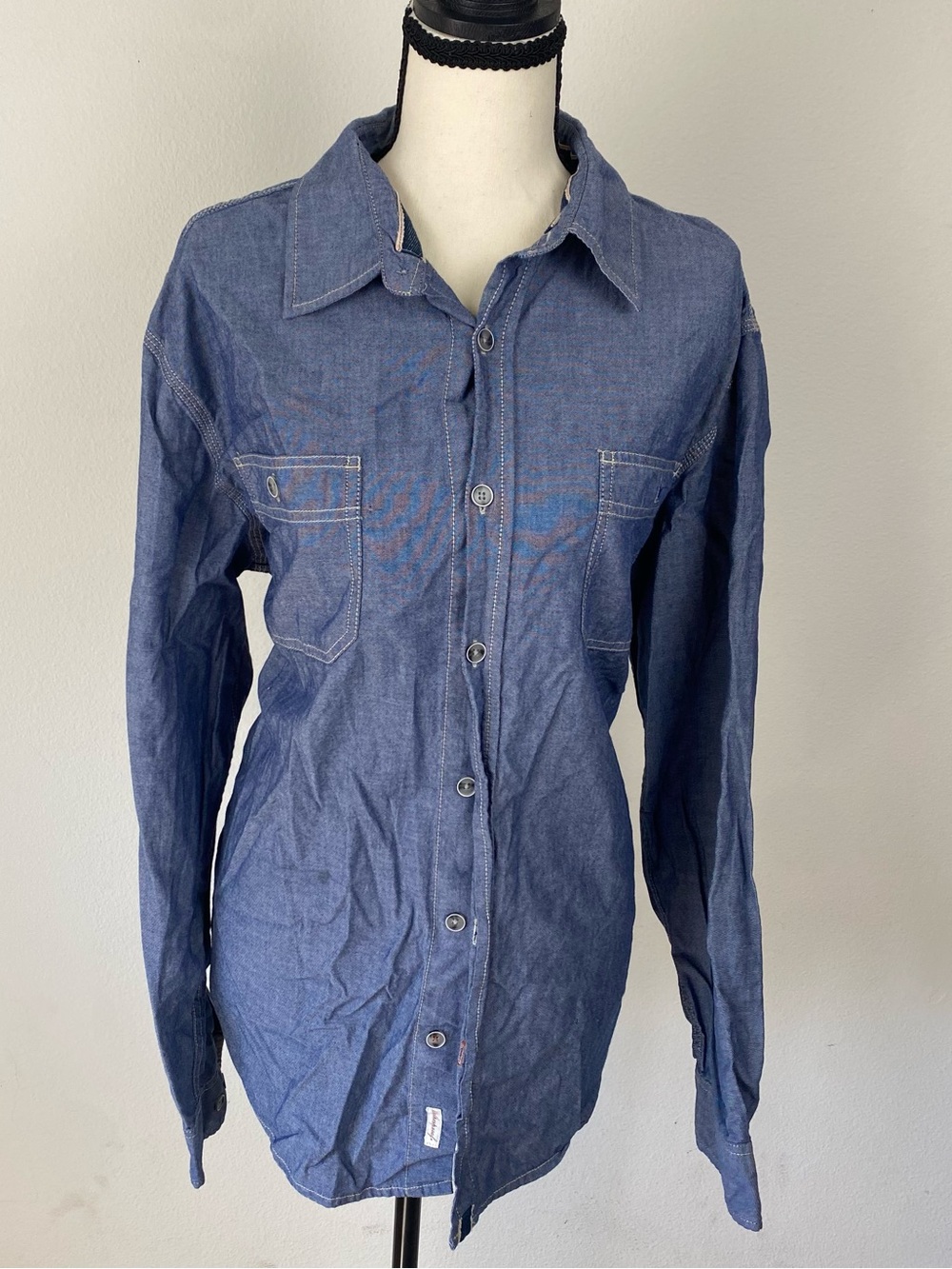 Women’s Weatherproof Blue Button-Up Chambray Shirt